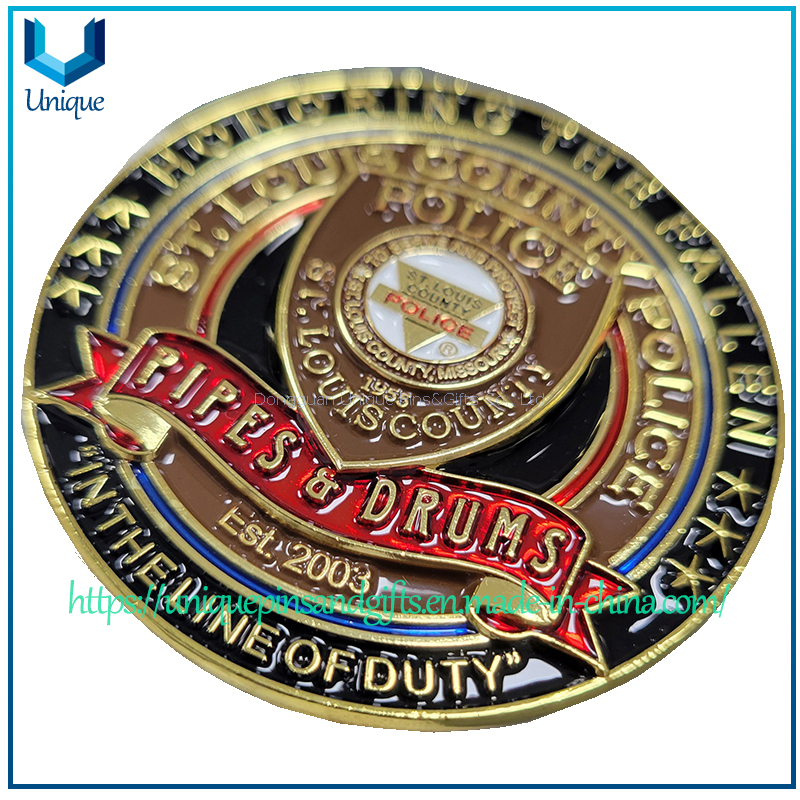 Cruz, escudo, moneda de desafío chapada en oro 3D de doble cara personalizada