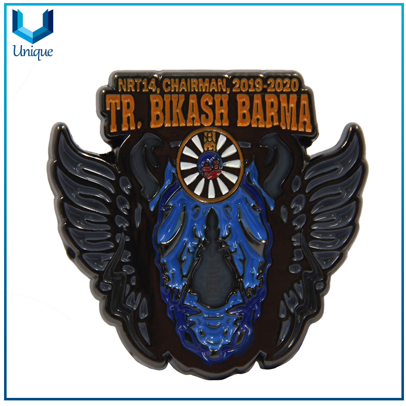 Pin negro de solapa de níquel, traje de moda Decoración de la insignia con brillo, insignia de la escuela de metal, emblema del recuerdo