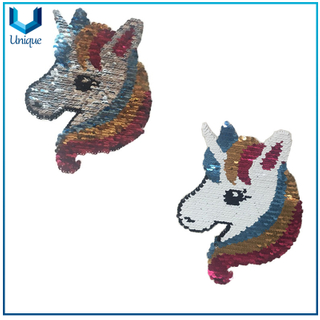 Venta al por mayor New Unicorn, parches de lentejuelas de transferencia reversibles populares, diseños unicorm, parches de bordado, lentejuelas de moda Etiquetas para decoración