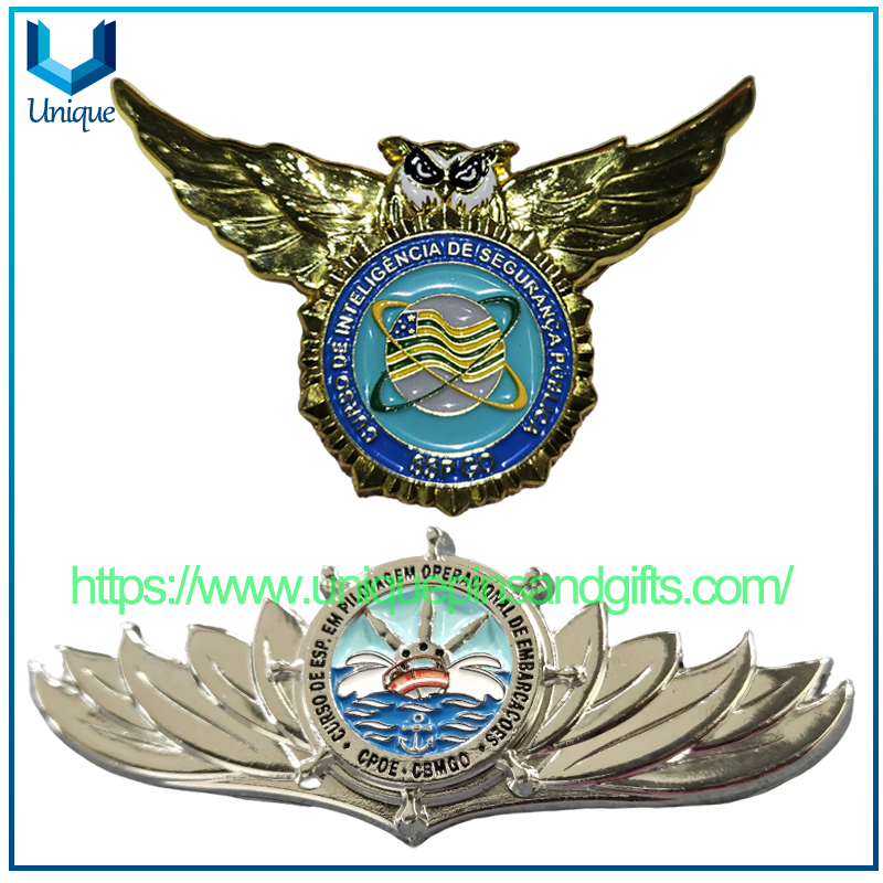 Broche de alfiler de Metal 3D personalizado para solapa, insignia con forma triangular de búho y pulpo brasileño, insignia con cierre de mariposa PMGO SSPGO CBMGO