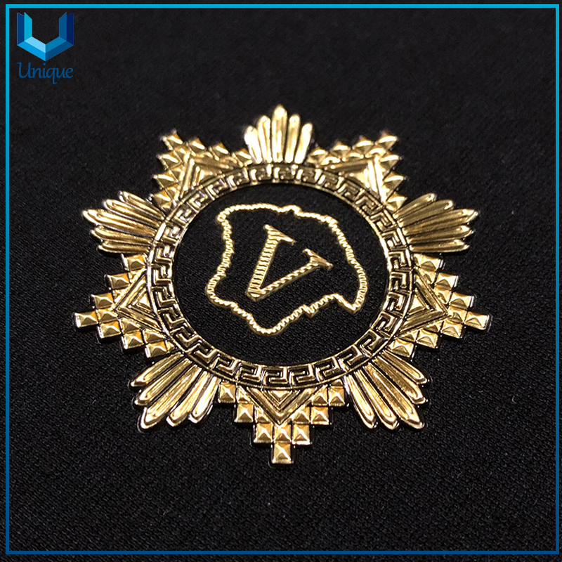 Insignia alta al por mayor de alta calidad Insignia personalizada de TPU de alta frecuencia, parche termofusible de PVC de alta calidad y bajo precio para prendas de vestir