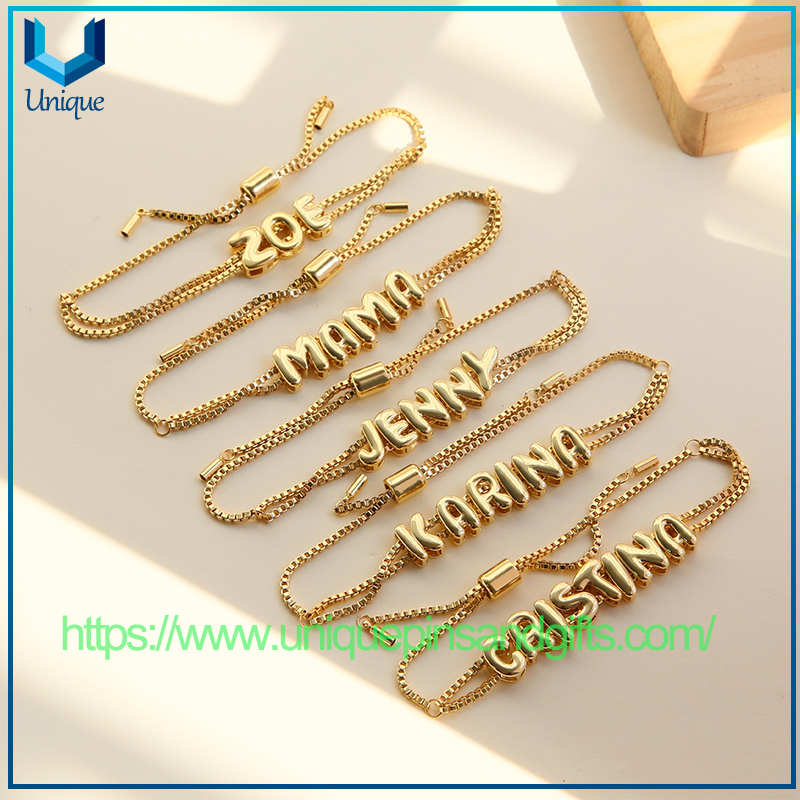Venta al por mayor, superventas, juego de cadenas de mano DIY con burbujas de superficie lisa de latón de 18k con accesorios de 26 letras para nombres