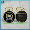 Venta al por mayor de llavero de recuerdo de la escuela secundaria, logotipo personalizado, llavero conmemorativo de esmalte de metal impreso en dos lados para regalo de graduación de estudiante